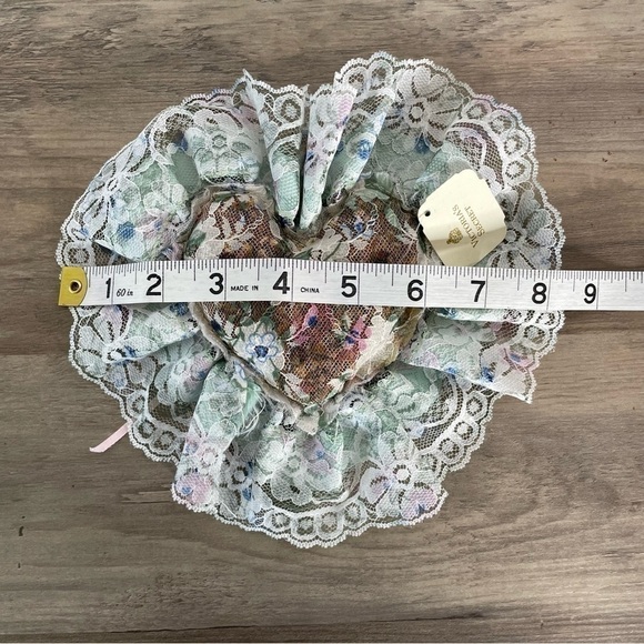 VINTAGE 80’s Pre Gold Label Victoria’s Secret Potpourri Sachet - Picture 6 of 6